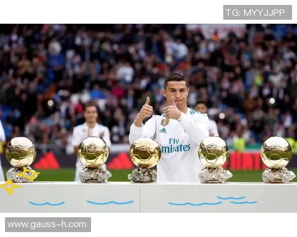 史上出牌最多的足球明星揭秘与传奇生涯的精彩瞬间回顾