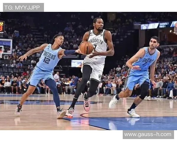 重庆篮球队耐力对比深度解析揭示球队潜力与挑战