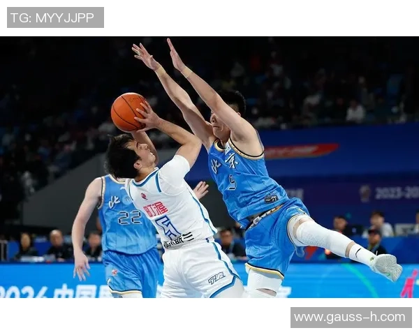 南京篮球队与北京篮球队赛后状态分析与复盘总结